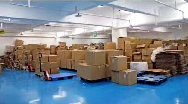 成品仓储区实拍